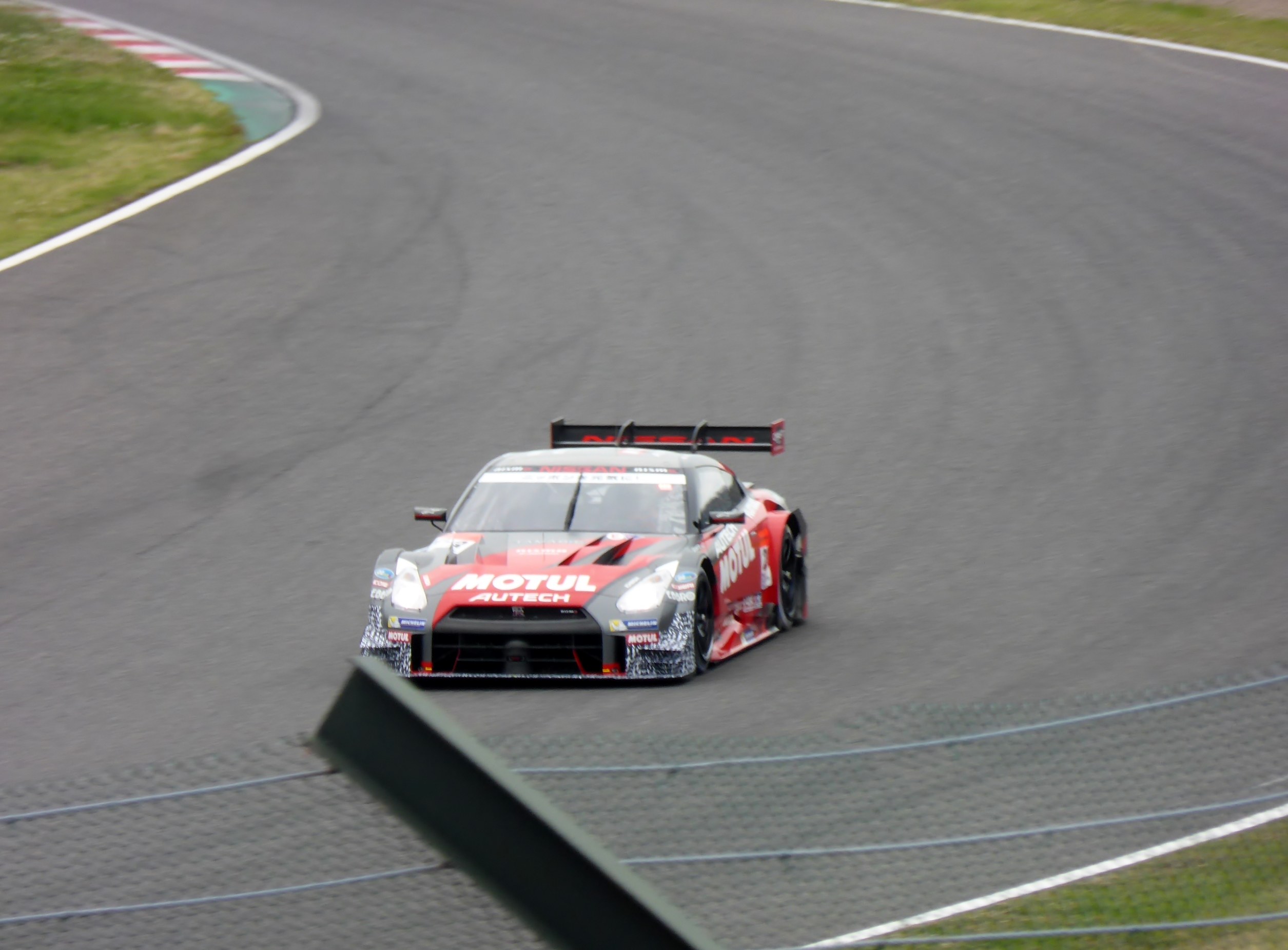 Die Michelin 24H SERIES feiert Premiere auf dem Nürburgring Grand Prix Circuit