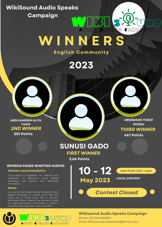 Ein buntes Plakat mit einem blauen Hintergrund und gelber und weißer Schrift, die in fetter Schrift "Gewinner" lautet, zeigt mehrere lachende Menschen in der Mitte.