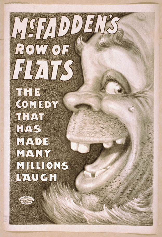 Ein Plakat mit einer Person mit breitem, zahnreichem Grinsen, wilden Haaren und einem hellgelben Hintergrund, auf dem der Text "McFadden's Row of Flats: Die Komödie, die viele zum Lachen gebracht hat" steht.